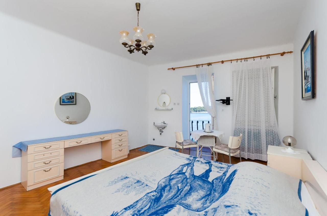 Rooms Sonja P Rab Town Exteriér fotografie